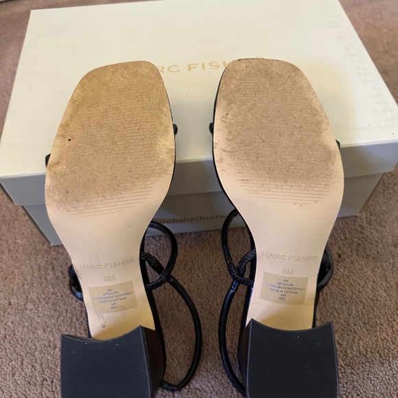 Women’s Marc Fisher Galvin Dress Sandals size 6 - Picture 4 of 5